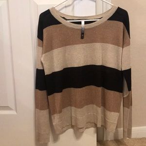 Kensie colorblock neutral color sweater